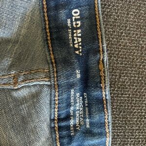 Old Navy Super Stretchy Skinny Jeans 28W